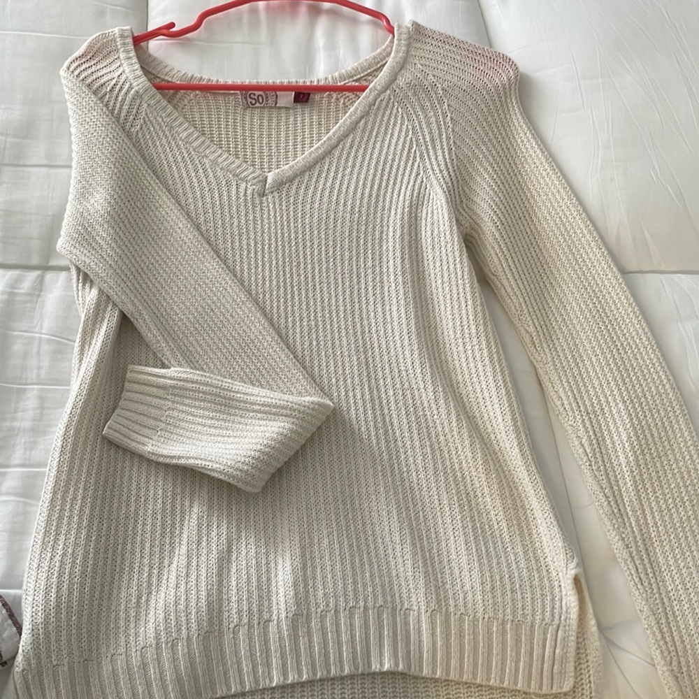 White sweater size small